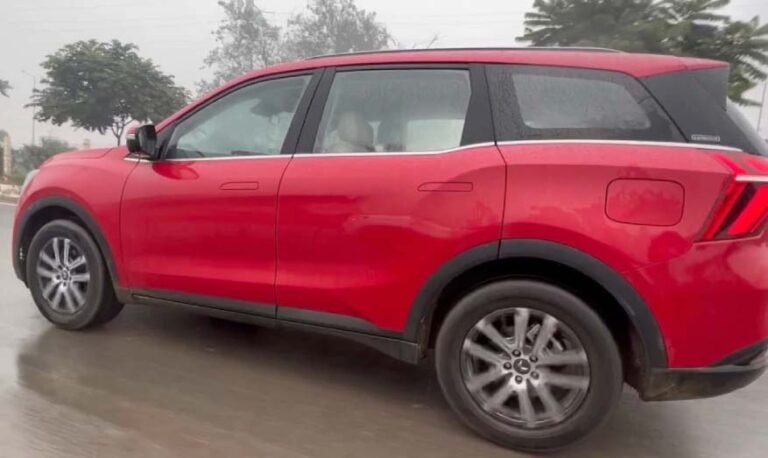 Mahindra XUV700