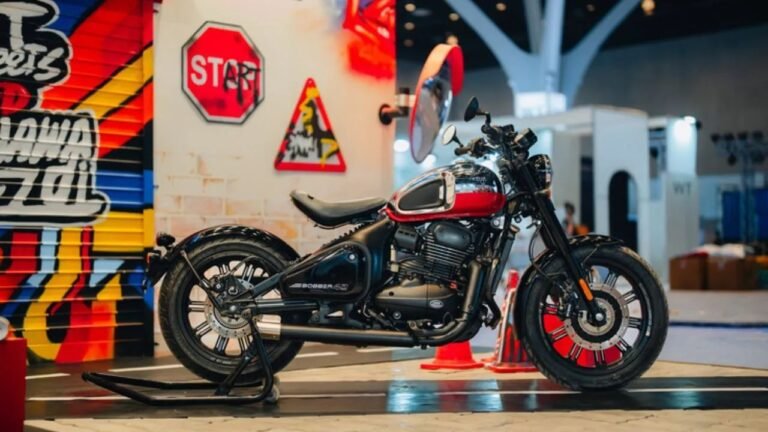 Jawa 42 Bobber Red Sheen Variant Launched