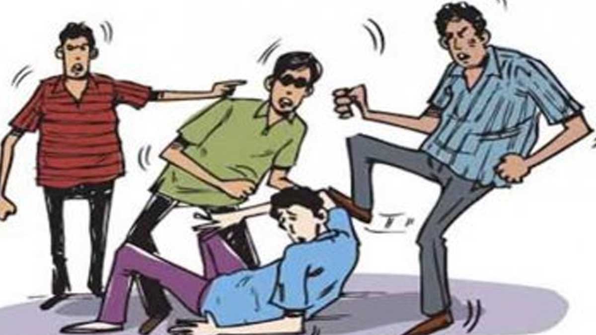 आध्यात्मिक पुस्तक का प्रचार-प्रसार करने गांव गए दो लोगों से मारपीट 1 Fight