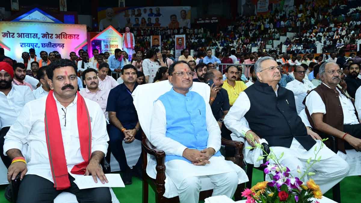 पीएम मोदी ने हितग्राहियों के खाते में 2044 करोड़ रुपए ऑनलाइन ट्रांसफर किए, सीएम की दो टूक – आवास योजना में एक रुपए की गड़बड़ी हुई तो कलेक्टर पर होगी कार्रवाई 1 CM Sai