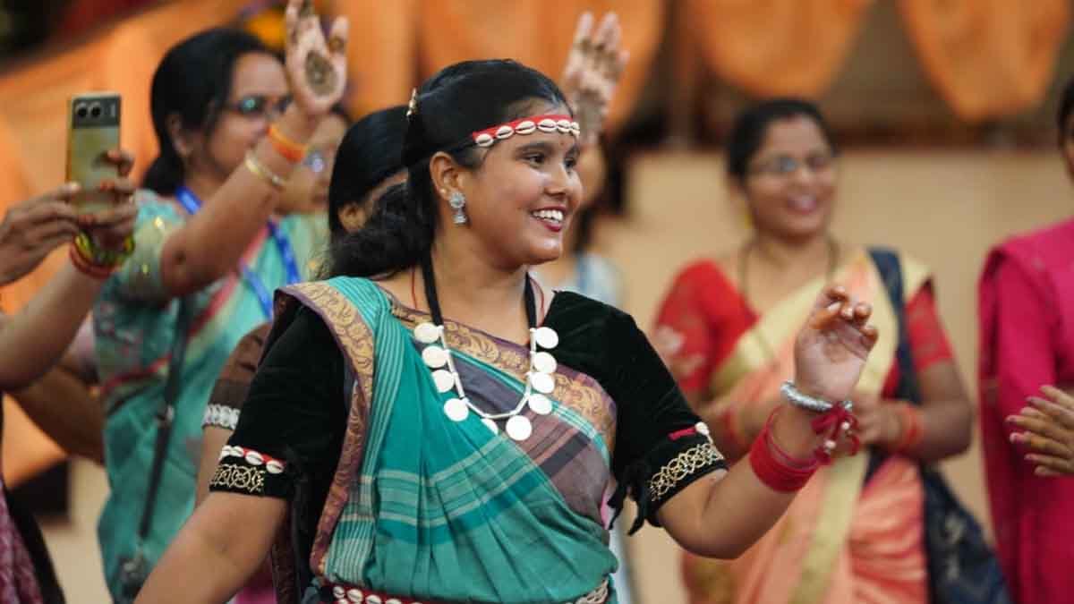 तीजा-पोरा महोत्सव: साय के नेवता पर आई माताओं-बहनों का किया गया आत्मीय स्वागत 1 Teej Utsav Chhattisgarh