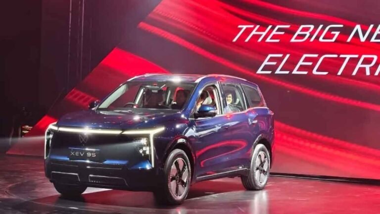 Mahindra XEV 9S