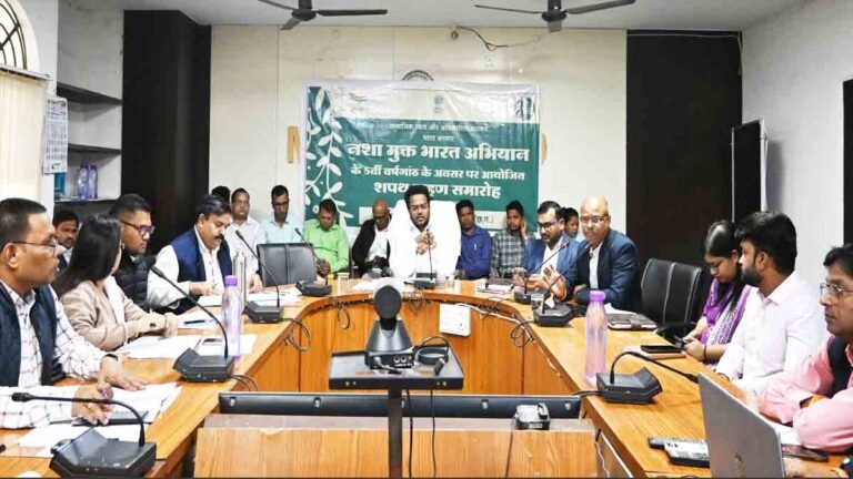 समय सीमा की बैठक महासमुंद