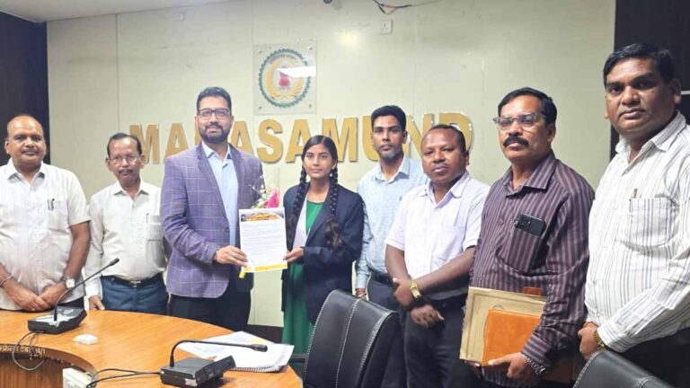 महासमुंद की छात्रा रागनी साहू का इंटरनेशनल मून मिशन के लिए राष्ट्रीय स्तर पर चयन 1 महासमुंद की छात्रा रागनी साहू का इंटरनेशनल मून मिशन के लिए राष्ट्रीय स्तर पर चयन