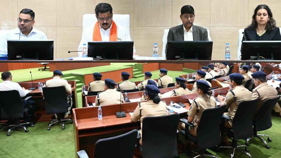 अवैध प्रवासियों को लेकर उप मुख्यमंत्री विजय शर्मा का सख्त रवैया