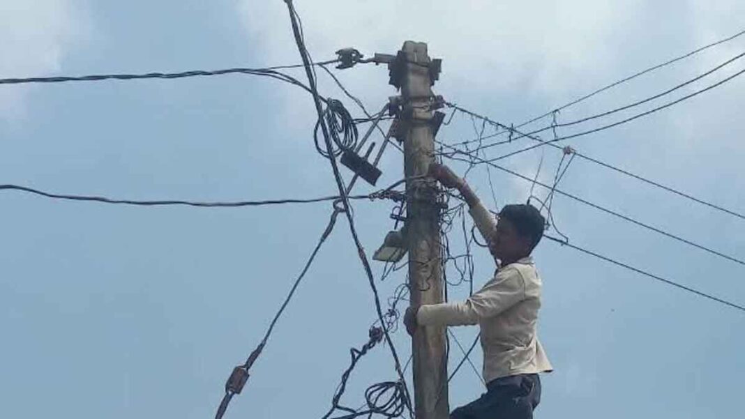 bijli Chori par action बिजील चोरी पर शिकंजा