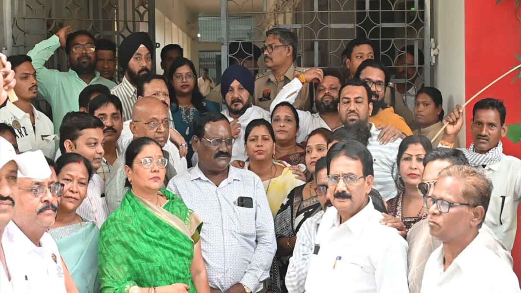 mahasamund congress voter list protest